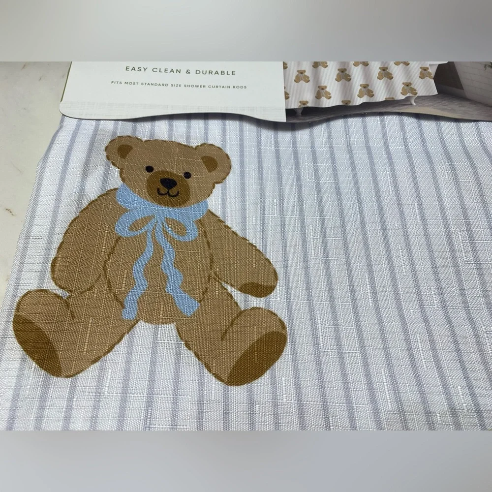 Layla 🧸 Teddy Bear Shower Curtain 72x72”Easy clean & Durable New